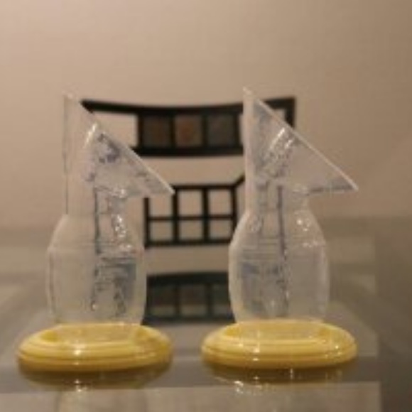 NEW 2pk Milk Saver Milk Catcher Manual Breastpump - Picture 2 of 6